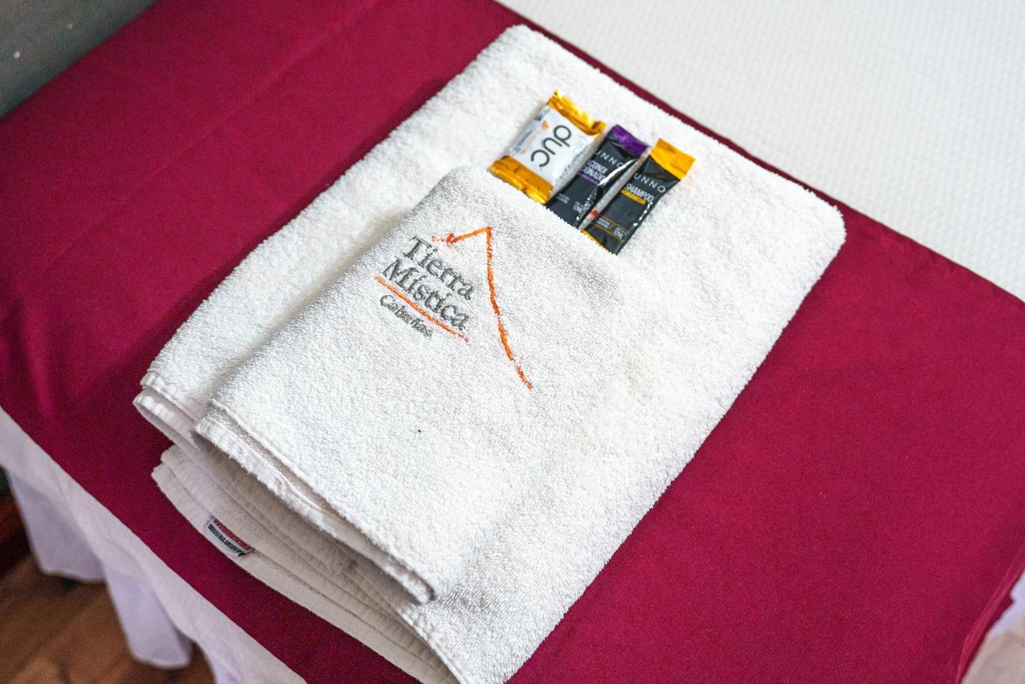 Cabanas Tierra Mistica ウシュアイア エクステリア 写真